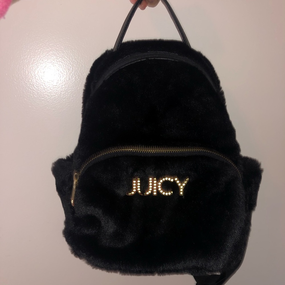 🕸JUICY Couture fluffy black mini backpack🕸